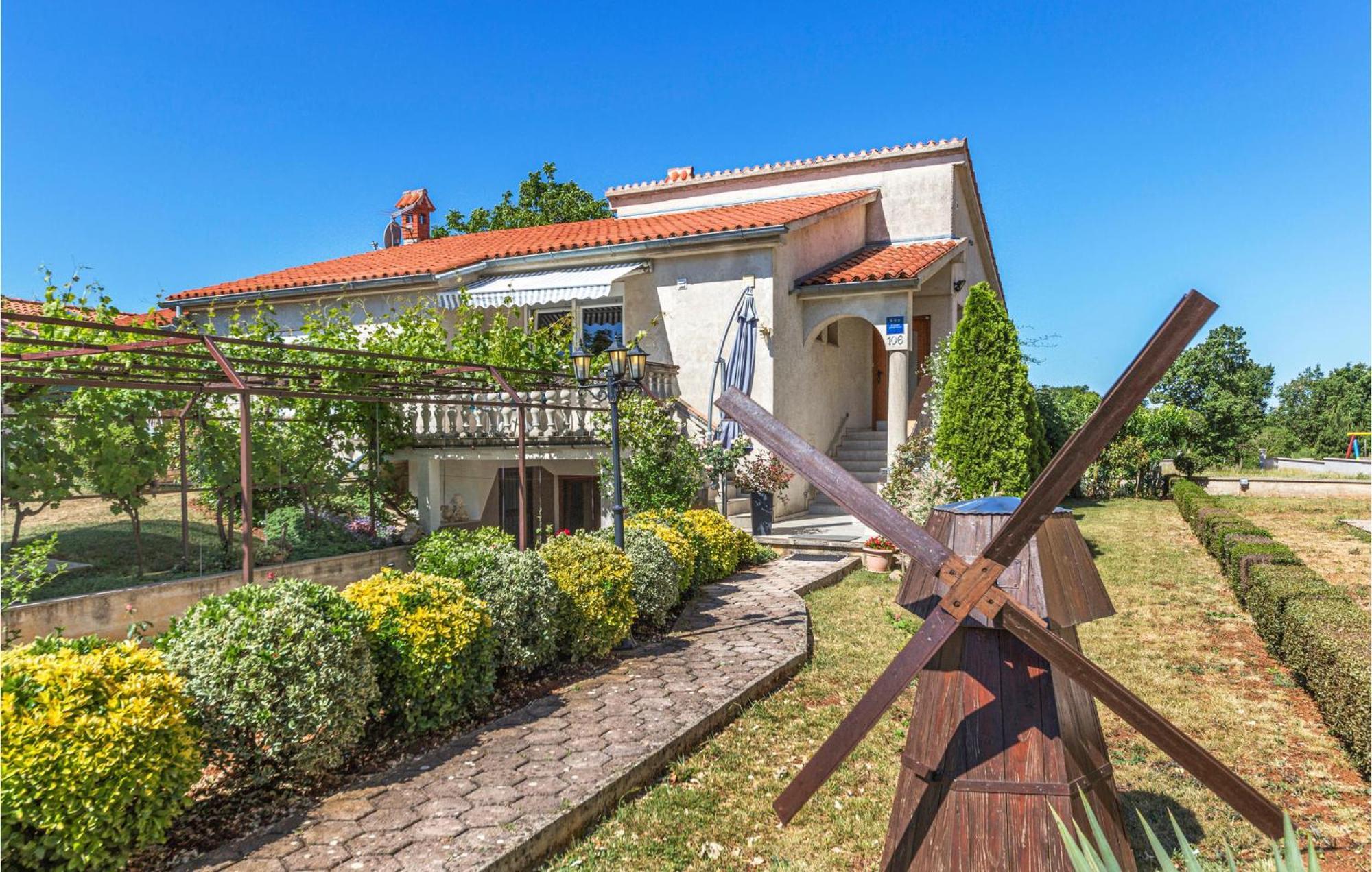 Awesome Studio In Pula With Wifi Exterior photo